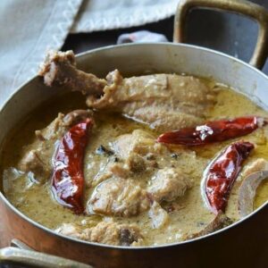 Chicken Rezala (Mild Yogurt-Based Curry)